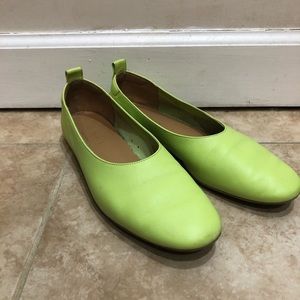 Everlane “Day Glove” Flats